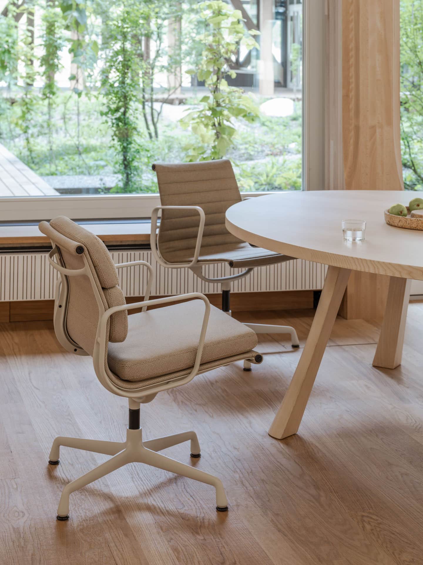 Eames Soft Pad Group