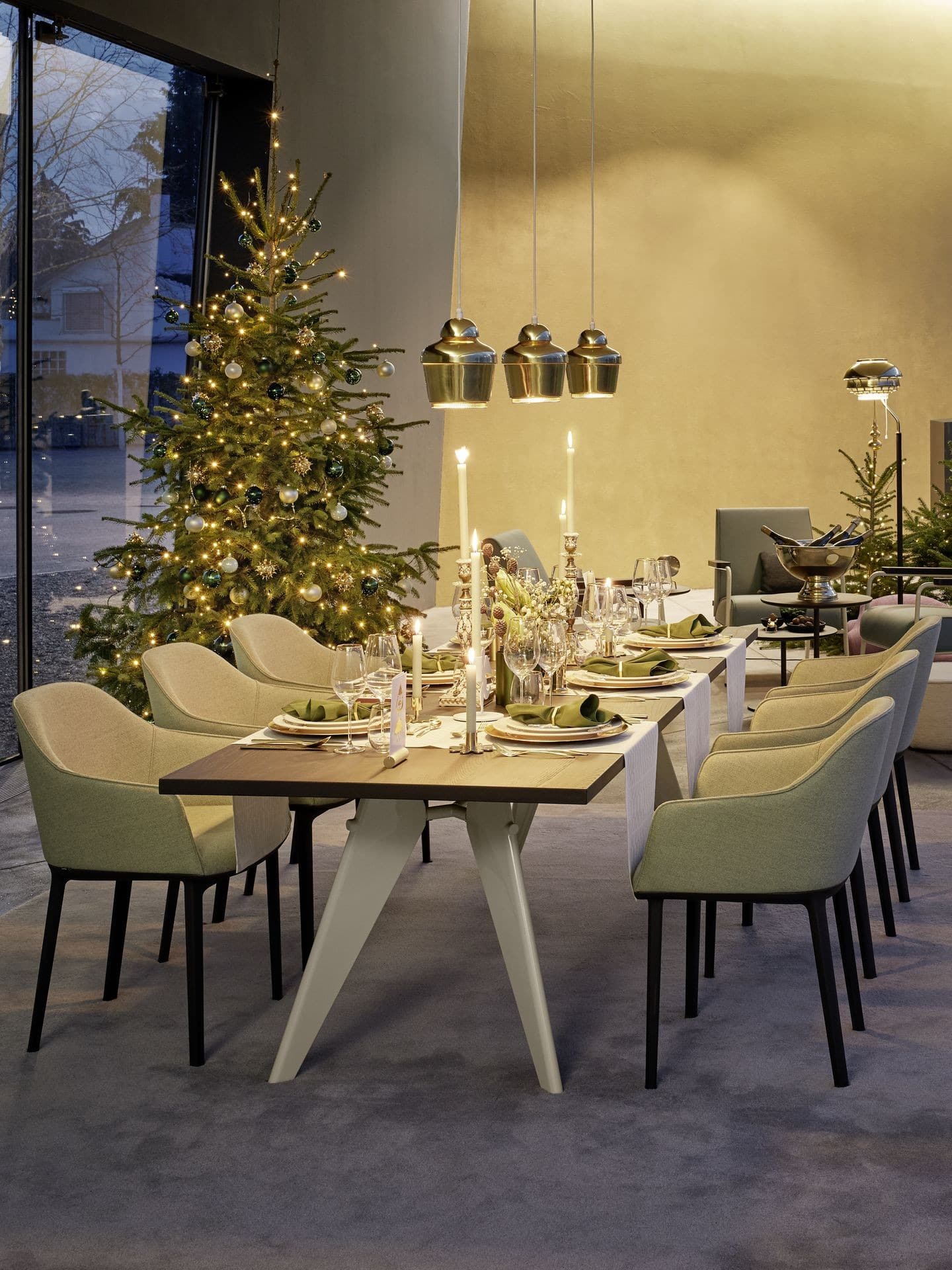 EM Table