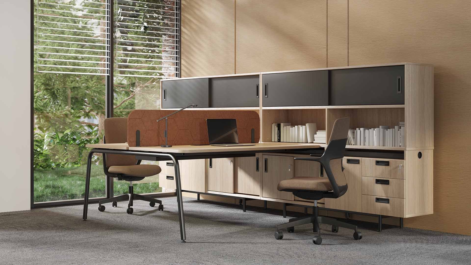 NOVA Round Desk